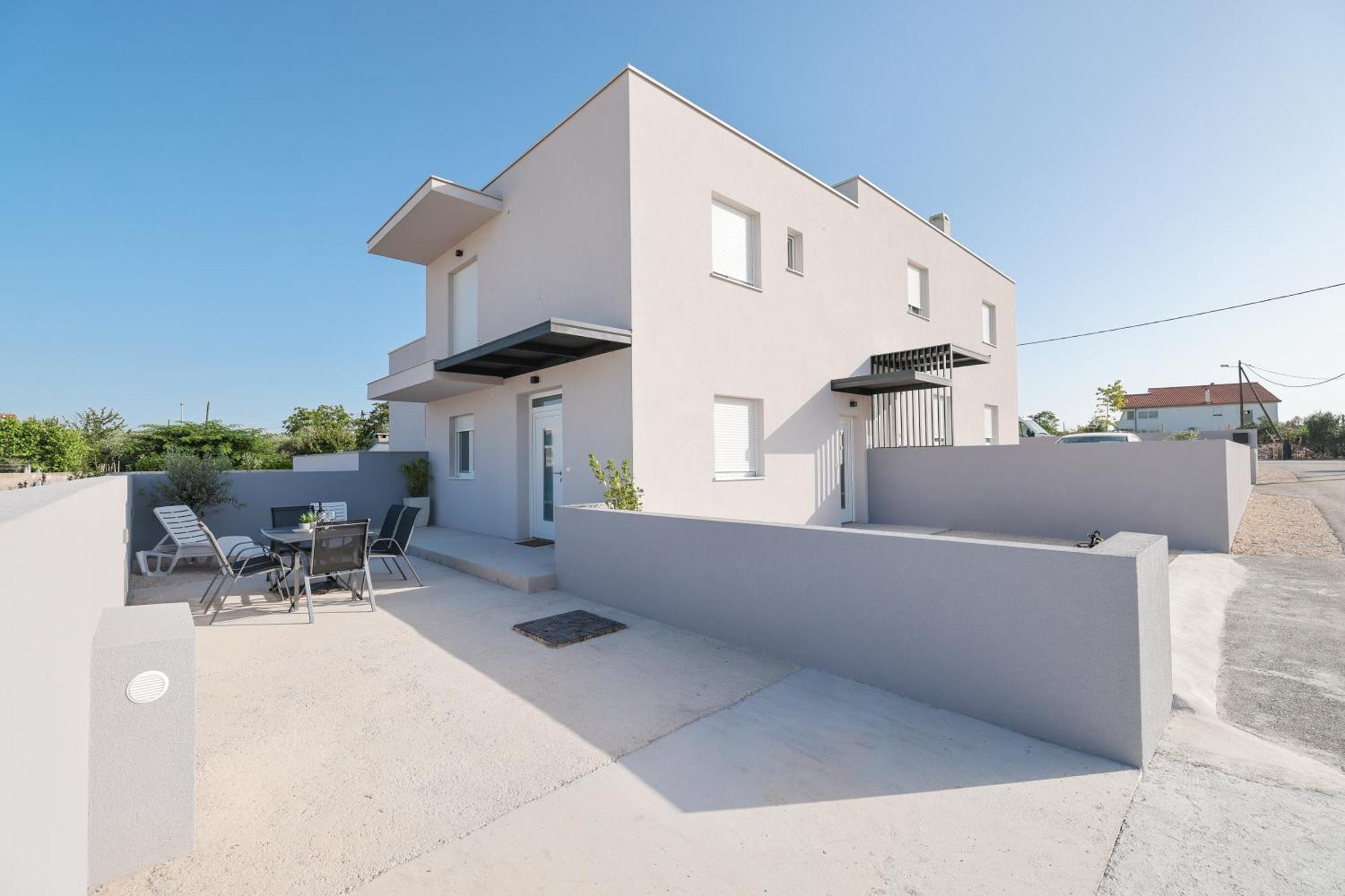 Duo Soles - Apartments With Private Parking Near Zadar Murvica  المظهر الخارجي الصورة