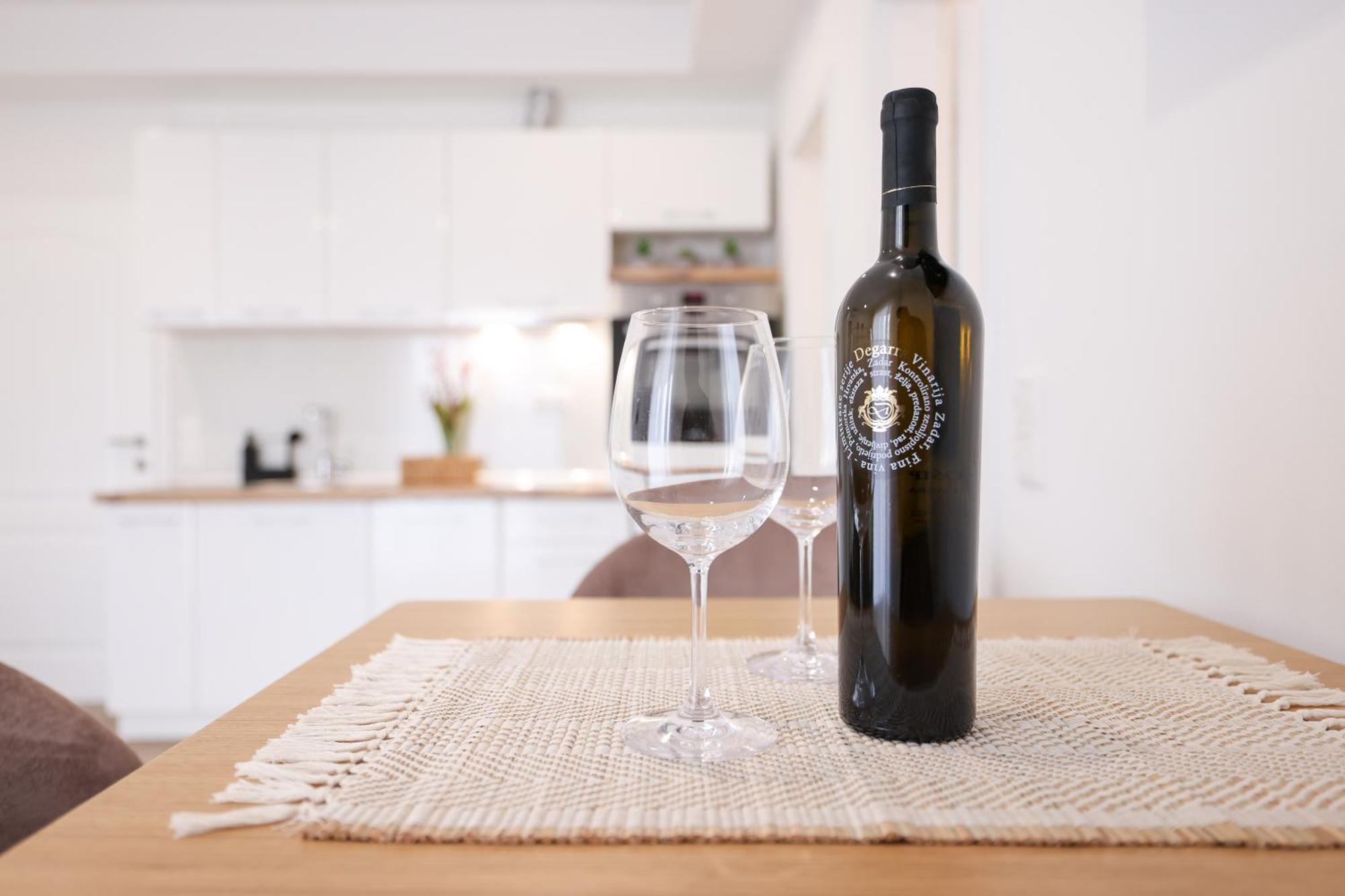 Duo Soles - Apartments With Private Parking Near Zadar Murvica  المظهر الخارجي الصورة