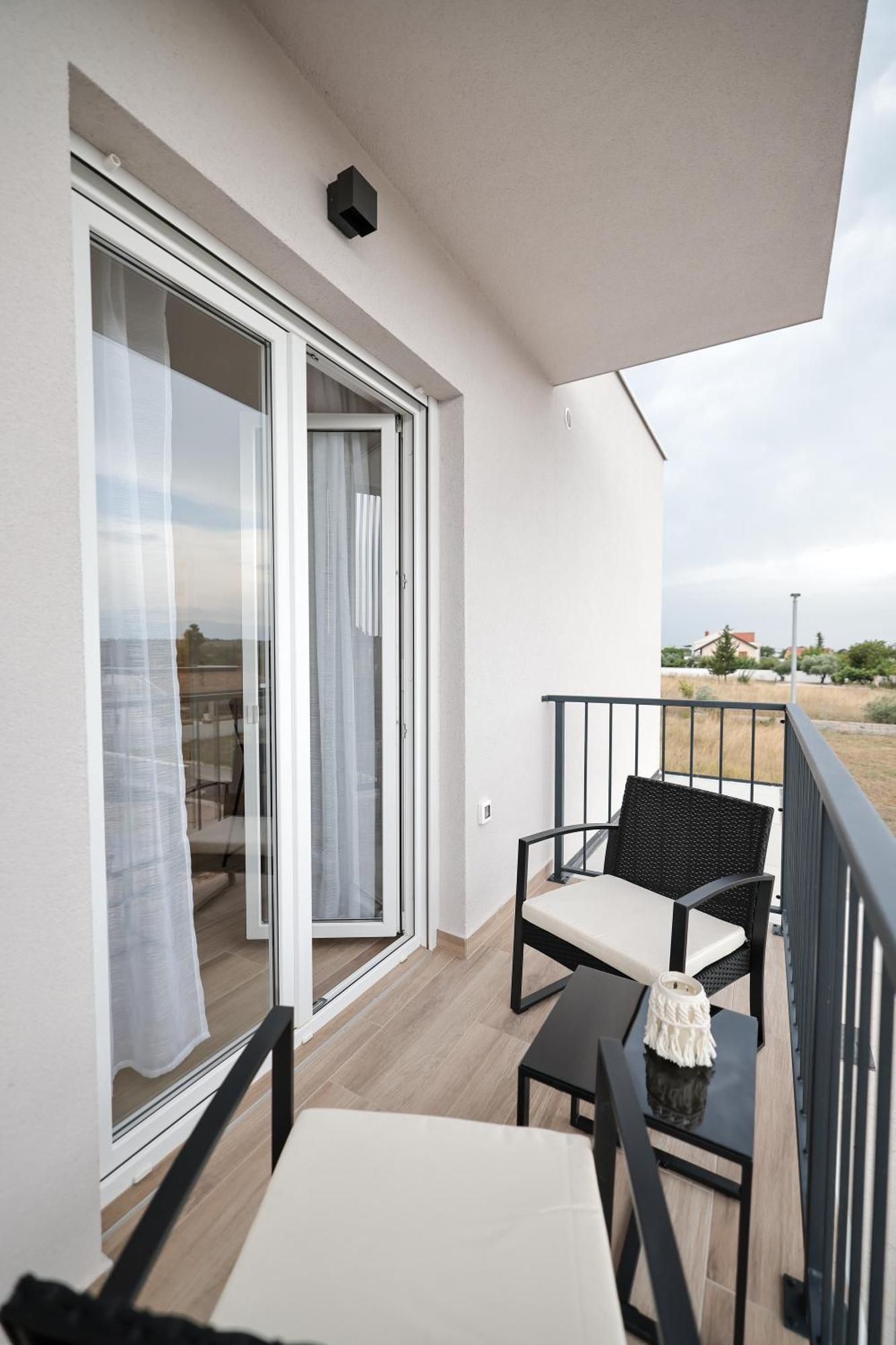 Duo Soles - Apartments With Private Parking Near Zadar Murvica  المظهر الخارجي الصورة
