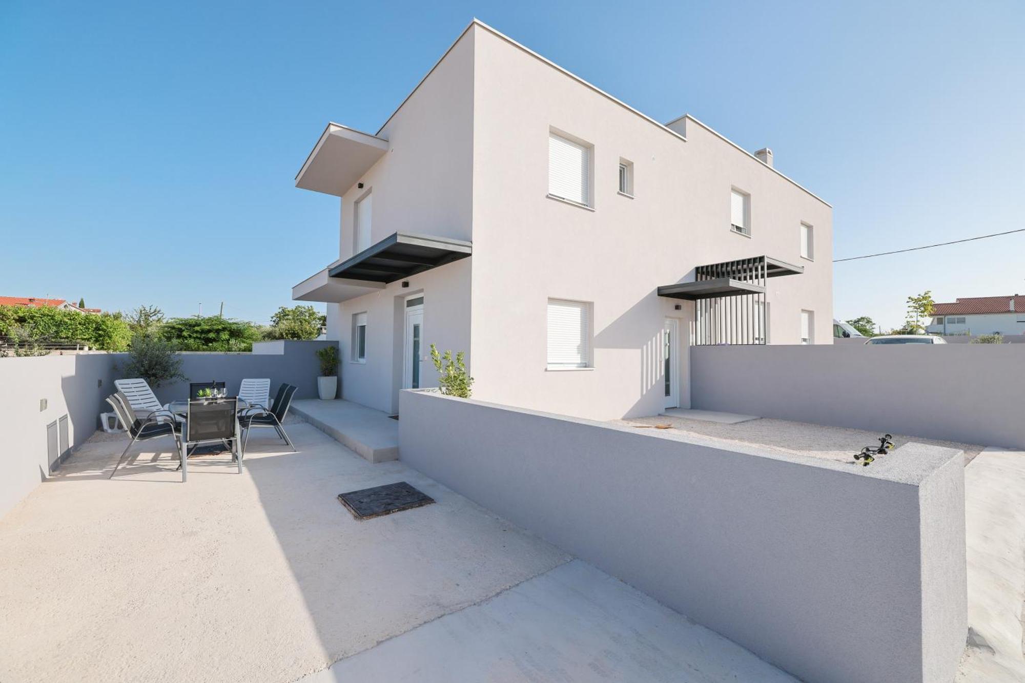 Duo Soles - Apartments With Private Parking Near Zadar Murvica  المظهر الخارجي الصورة