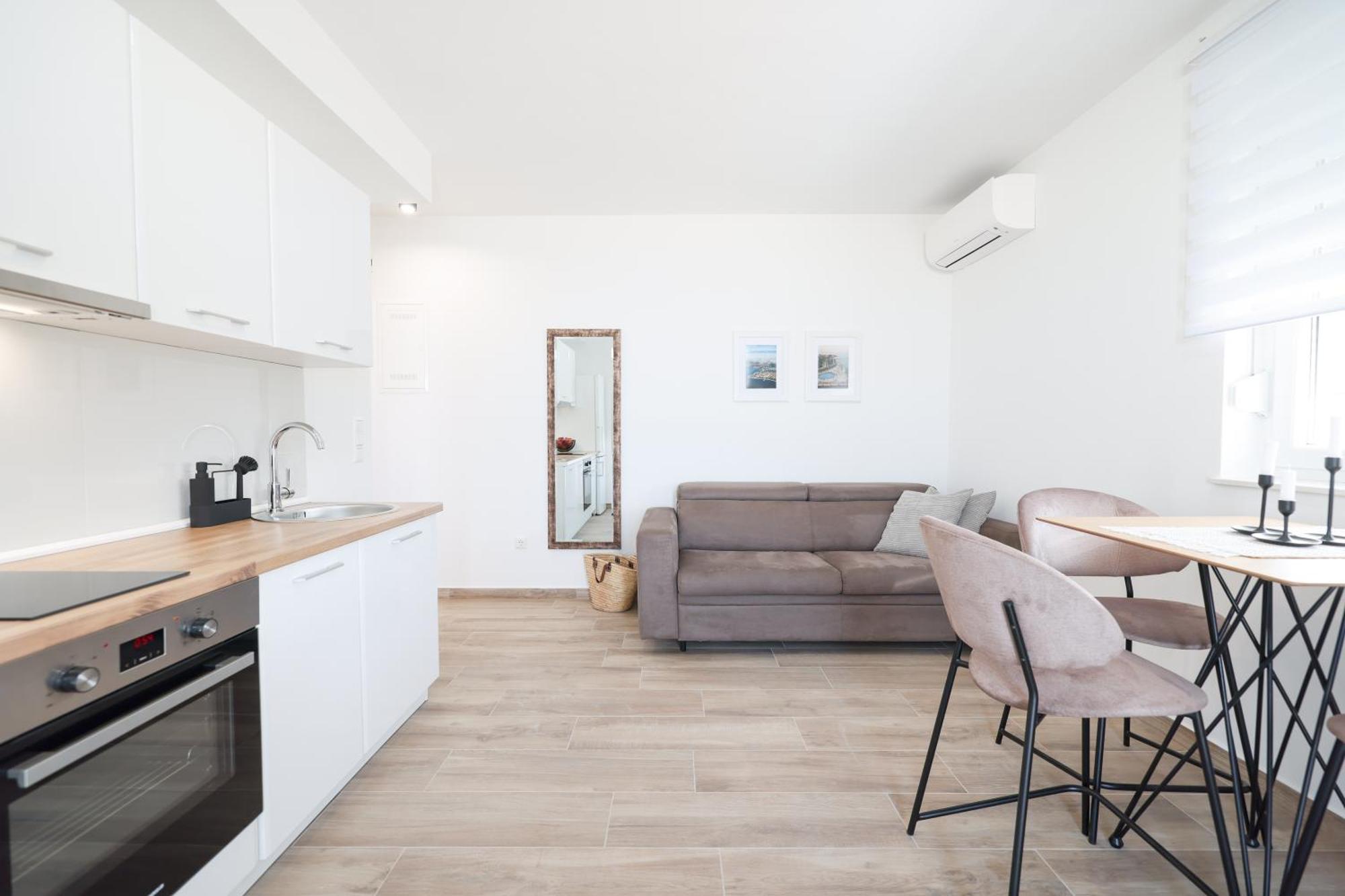 Duo Soles - Apartments With Private Parking Near Zadar Murvica  المظهر الخارجي الصورة